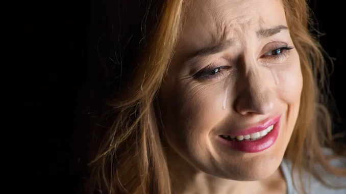 Aldatıldım Ve Depresyondayım